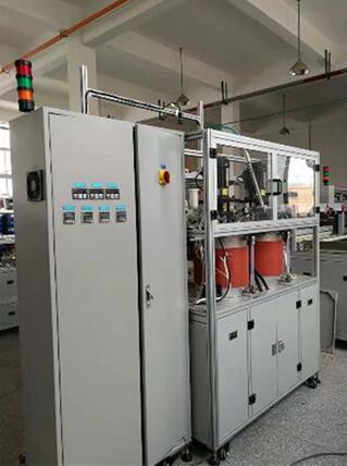 電子儀表在線注膠上的應用